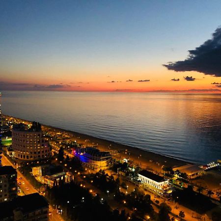 Orbi City Apartment Batumi Exterior photo